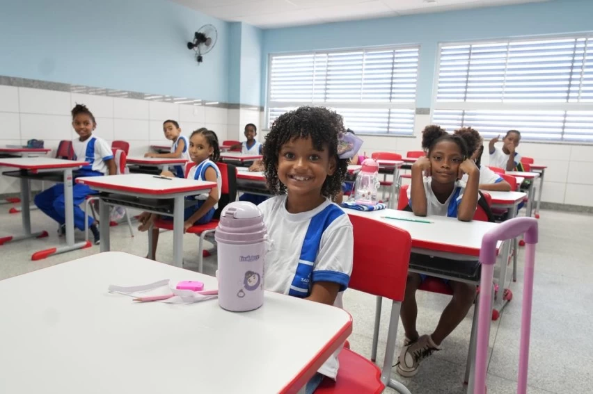 Prefeitura de Salvador inicia ano letivo com entrega de escola no Lobato com capacidade para 800 alunos
