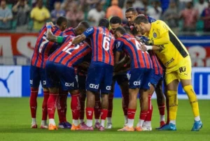 Bahia é punido pelo STJD com multa de R$ 4 mil e suspensões após jogo contra o Palmeiras