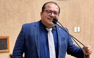 Com articulação de ACM Neto, Cafu retorna ao União Brasil e assume vice-liderança na ALBA