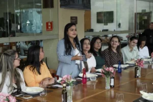 Débora Regis reúne lideranças femininas e discute ações para fortalecer projeto liderado por ACM Neto na Bahia