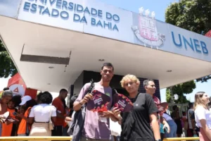 Estudantes da rede estadual têm até esta quarta (29) para se inscrever nas vagas remanescentes do FIES