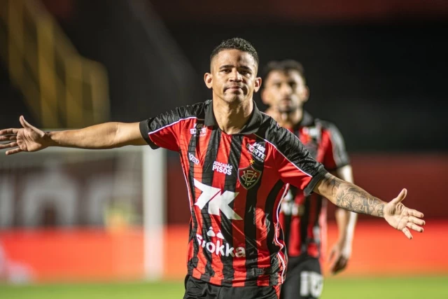 Vitória vence Piauí por 3x1 pela Copa do Nordeste