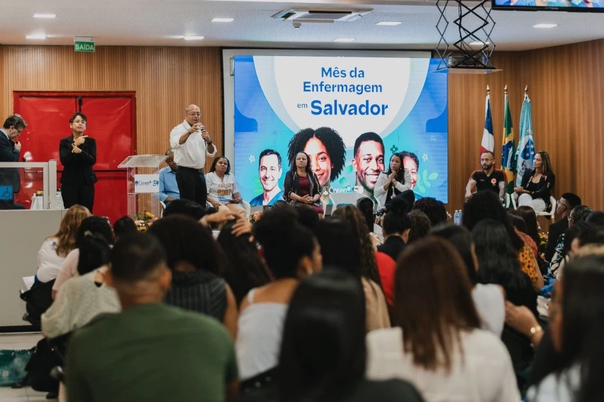 Coren-BA debate sobre cuidados com a enfermagem em 12 cidades