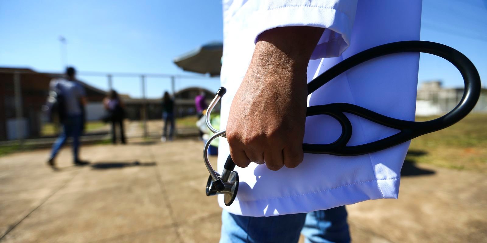Revalida: candidatos já podem conferir local da prova prática