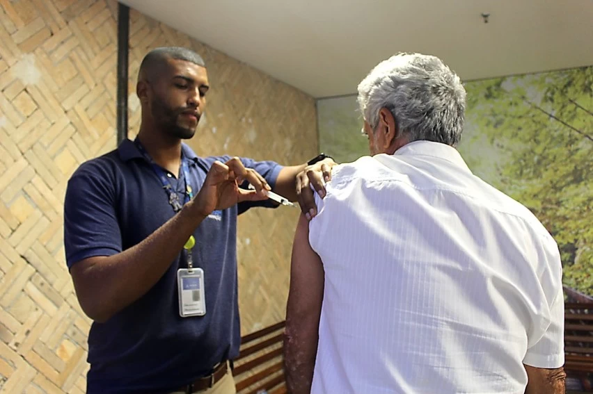 Salvador amplia vacinação contra gripe para toda a população acima de seis meses de idade a partir desta segunda-feira (1º)