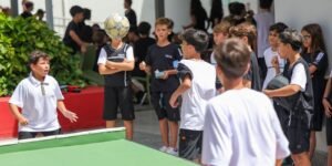 Lei que restringe uso de celulares já é adotada por 92% das escolas